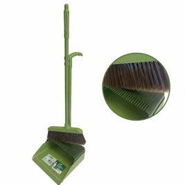 Совок со щеткой на длинной ручке для подметания 6114/green